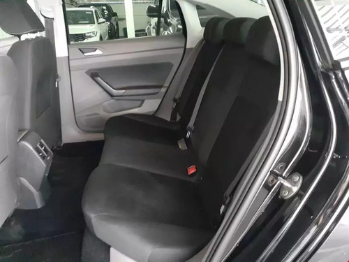 Imagem 8 de 12 de Volkswagen Virtus 2018 1.0 Comfortline 200 Tsi Aut. 4p