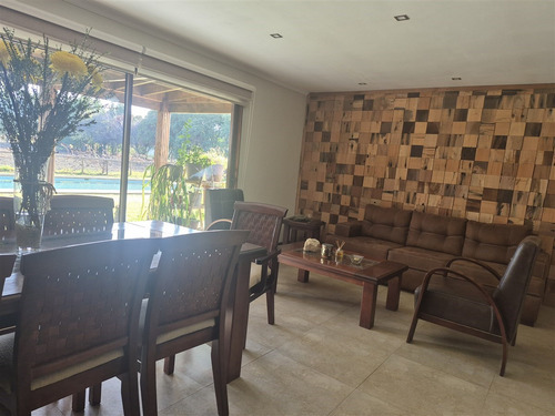 Casa En Arriendo O Venta De 4 Dormitorios. En Panquehue