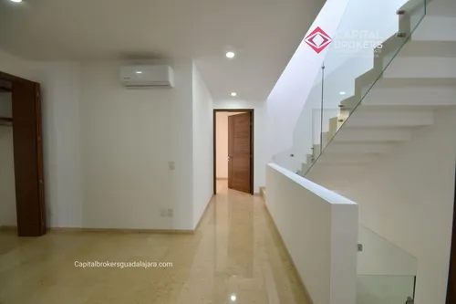 Casa Nueva En Coto Solares En Venta