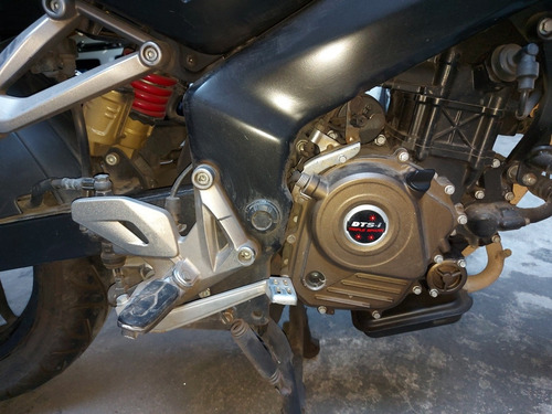 Imagen 6 de 10 de Bajaj Rouser Ns 200