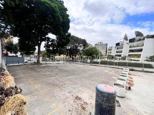 Terreno Comercial En Venta En Los Palos Grandes