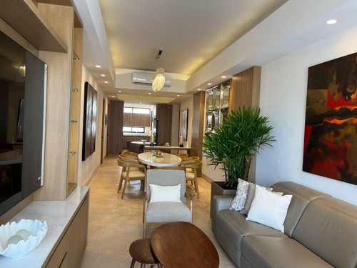 Departamento En Venta En Privada De 3 Habitación En Edificio