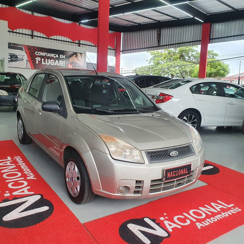 Imagem 2 de 8 de Ford Fiesta Sedan Fiesta Sedan 1.6 16v Flex Mec. Flex Manua