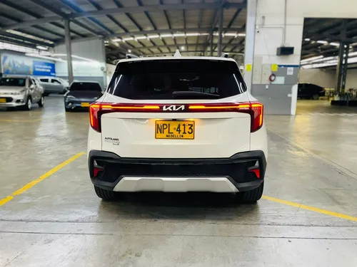 Kia Seltos 2.0 Zenith 4X2