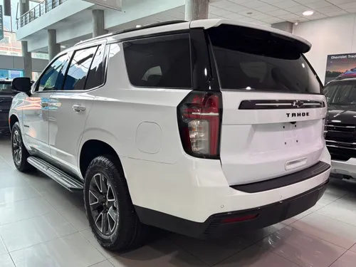 Chevrolet Tahoe 5.3 V8 Z71 4Wd At