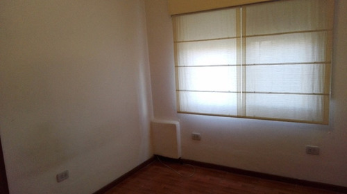 Imagen 4 de 12 de Casa Ph En Venta En Castelar Sur