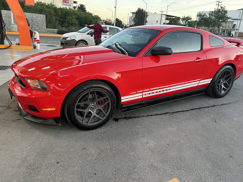 Ford Mustang Lujo V6 Mt