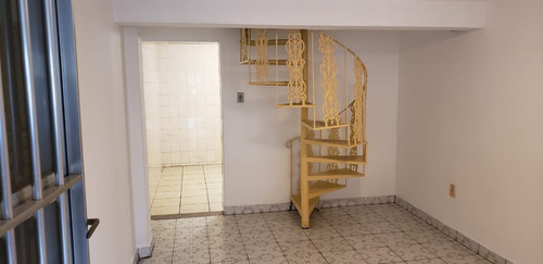 Imagem 3 de 14 de Casa 4 Cômodos