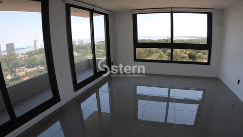 Imagen 3 de 15 de Departamento En Venta De 2 Dormitorios Y 2 Baños Completos En Punta Del Este
