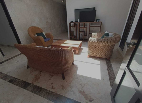 Pent House En Venta En Playa Del Carmen. Quintana Roo.