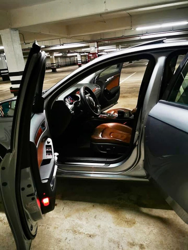 Audi A4 1.8 turbo FSI multitronic, luxury