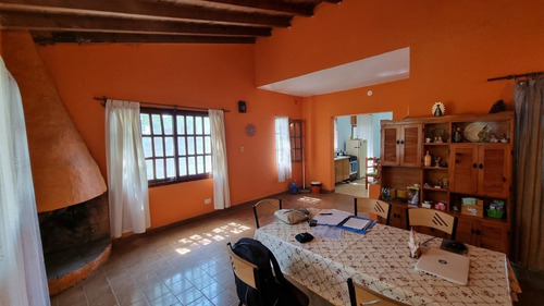 Casa 2 Dormitorios En San Clemente Del Tuyú Con Departamento Independiente Al Frente