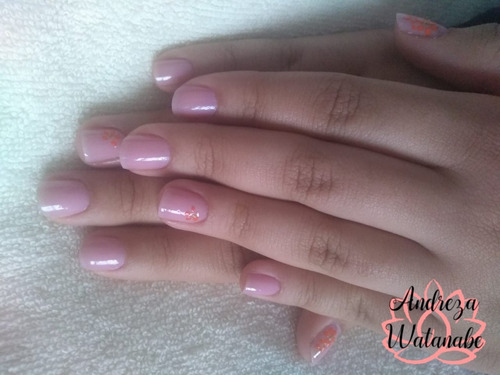 Imagem 2 de 5 de Manicure E Pedicure Á Domicílio.