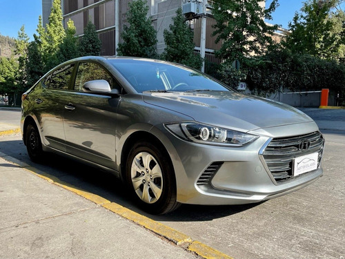 Imagen 3 de 13 de Hyundai Elantra 1.6 Gl 2ab Ac