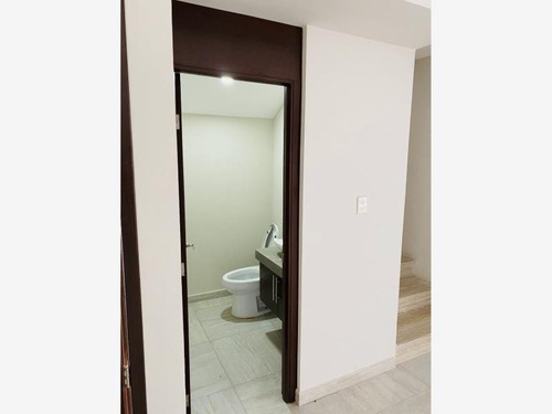 Imagen 3 de 12 de Casa Sola En Venta Villa Verde