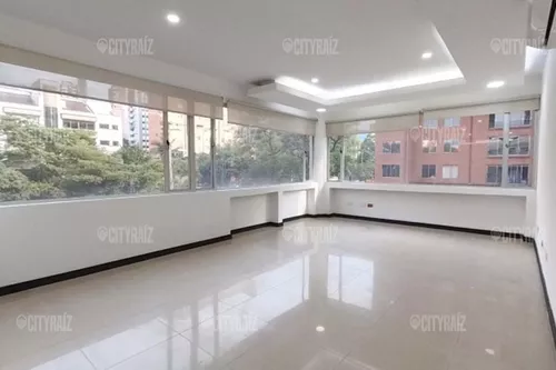 Oficina En Venta En Medellín El Poblado. Cod 15410