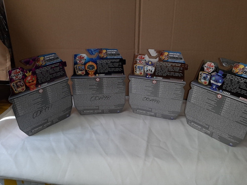 4 Figuras Bakugan Cubbo,rojo,oro,blanco Y Azul,buen Estado. (Usado)