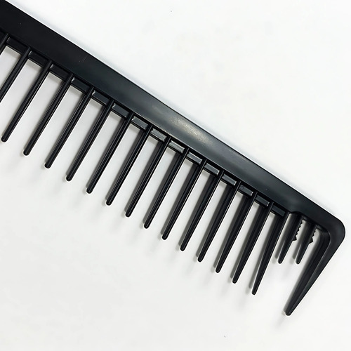 Pente De Corte Carbono Anti Estático 22,0cm Preto Y-8916