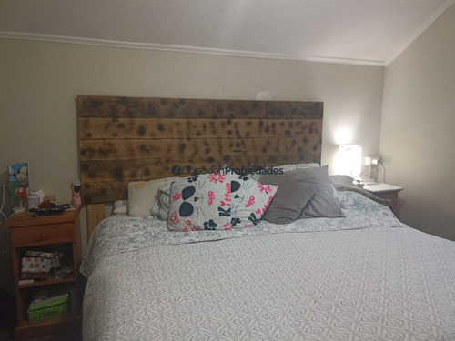 Casa En Venta De 4 Dorm. En Frutillar