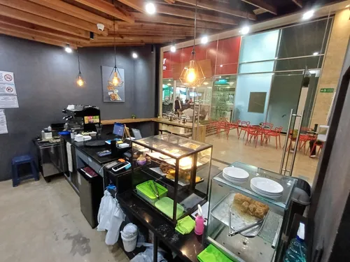 Café En C. C. Cerro Verde, 33m2