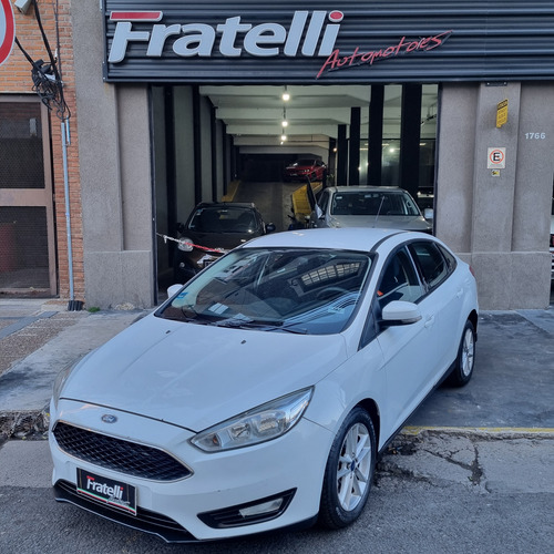Ford Focus III 1.6 Sedan S