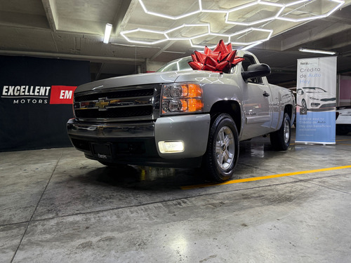 Chevrolet Cheyenne 5.3 2500 Cab Ext B 4x4 Mt