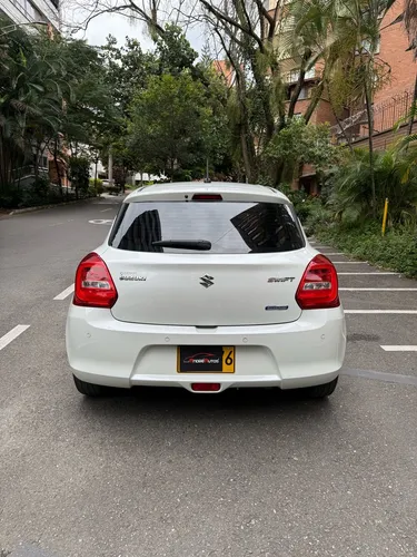 Suzuki Swift 1.2 Hybrid Mt