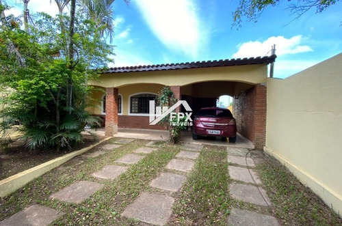 Imagem 2 de 11 de Perfeita Casa Com Piscina E Churrasqueira A 600 Metros Do Ma