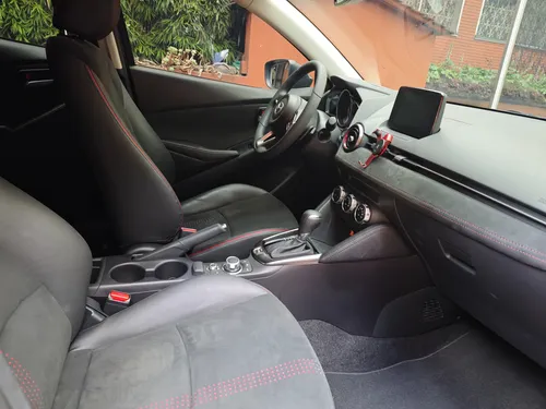 Mazda 2 Sport 2.0 Grand Touring Lx Carbon Edition At