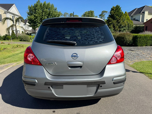 Nissan Tiida 1.8 Acenta