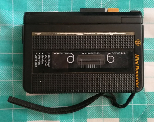 Grabador Y Reproductor De Cassettes Antiguo, No Funciona