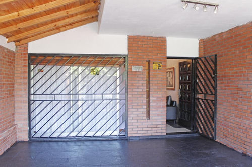 Imagen 4 de 28 de Casa En Venta 4 Ambientes Martinez