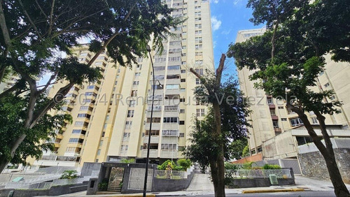 Estupendo Apartamento En Venta Ubicado En Lomas De Prados Del Este  24-23825