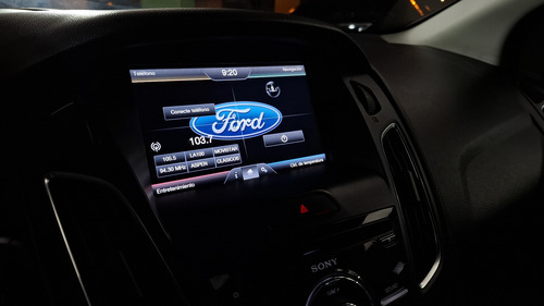 Ford Focus III 2.0 Titanium At