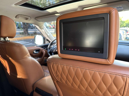 Infiniti QX80 5.6l Perfection 8 Pasajeros At