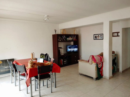 (mf001) Comodoro Rivadavia (b° Pueyrredón) Casa De 250mtrs2
