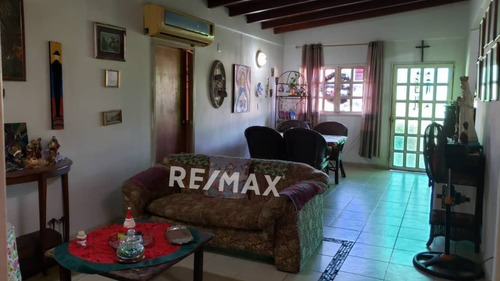 Imagen 8 de 20 de Casa En Mundo Nuevo, Los Robles, Urbanización El Portal De Los Robles, Municipio Maneiro, Isla De Margarita.