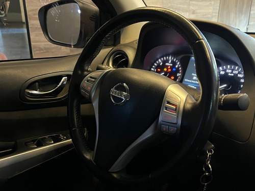 Nissan Frontier 2.3 Xe Cd 4x4 Mt