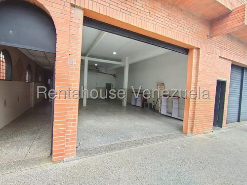 Daniela Linarez Alquila Locales Comerciales En Pleno Centro De Barquisimeto Dispone De 100m2 Zona De Alta Circulacion Y Actividad Comercial Con Todos Los Servicios Basicos