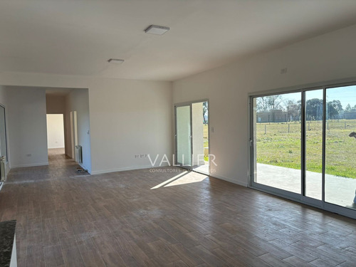 Casa En Venta En Club De Campo La Asunción, Luján, G.b.a. Zona Oeste