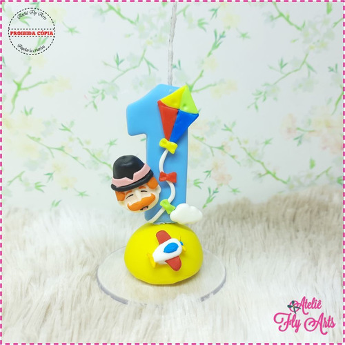 Imagem 1 de 1 de Vela Decorada Em Biscuit Bita 1 Ano Pronta Entrega