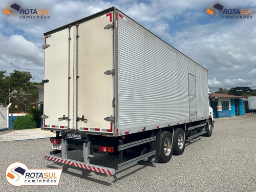 M.b Atego 2426 2021 Cabine Leito Teto Alto