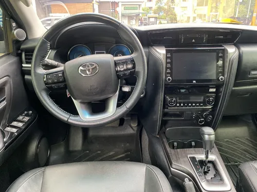 Toyota Fortuner 2.4 Srv Diesel 2022