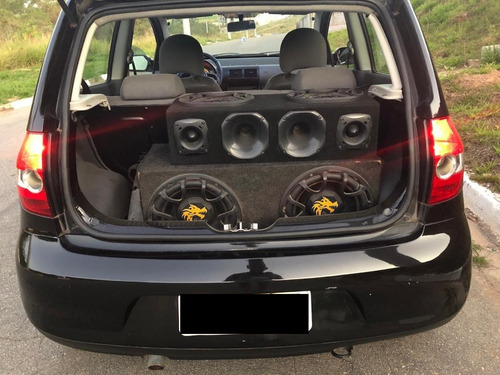 Volkswagen Fox 1.6 Plus Total Flex 3p