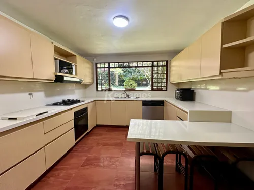 Casa En Arriendo En Loma De San José. Cod A776095