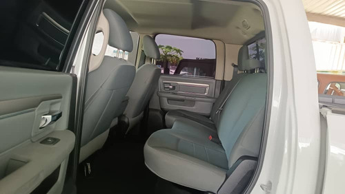 Imagen 9 de 11 de Dodge Ram
