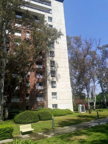 Milenica, Rodriguez Del Busto , Gran Vista Al Parque Central , Iluminación Natural Todo El Año , Financiacion 