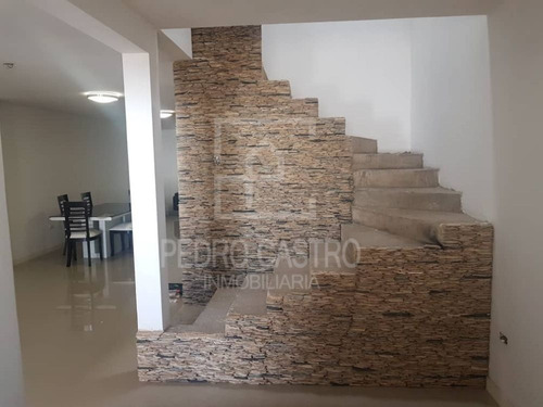 Imagen 8 de 24 de Tu Inmobiliaria Vende Town House Urbanización Villa Athenas, Sector Las Peonias Av. Atlántico Puerto Ordaz #asesoriagratuita #asesoriainmobiliaria #vendedor #pedrocastro