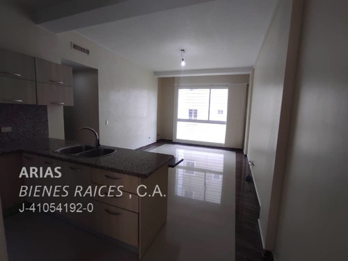 Imagen 8 de 10 de Se Vende, Apartamento En Res. San Andrés. Urb. San Miguel