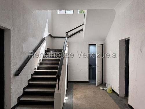 Ana Torres. Local Comercial En Venta 2518189 En El Paraíso